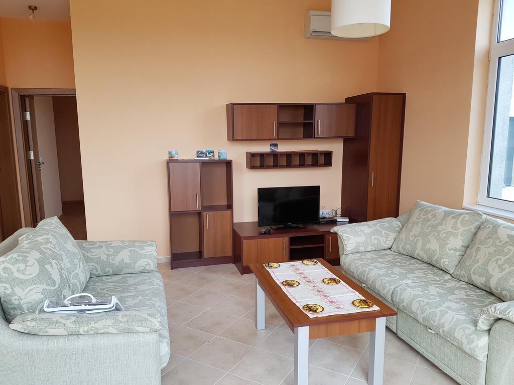 Villa Ketli Apartment Bliznatsi Экстерьер фото