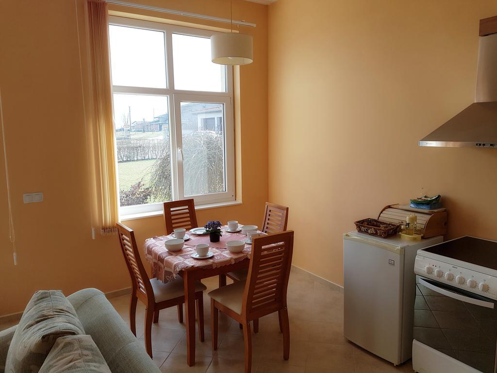 Villa Ketli Apartment Bliznatsi Экстерьер фото
