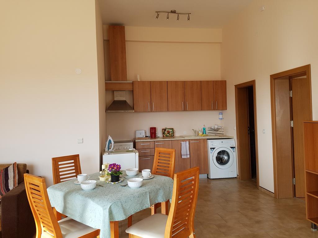Villa Ketli Apartment Bliznatsi Экстерьер фото