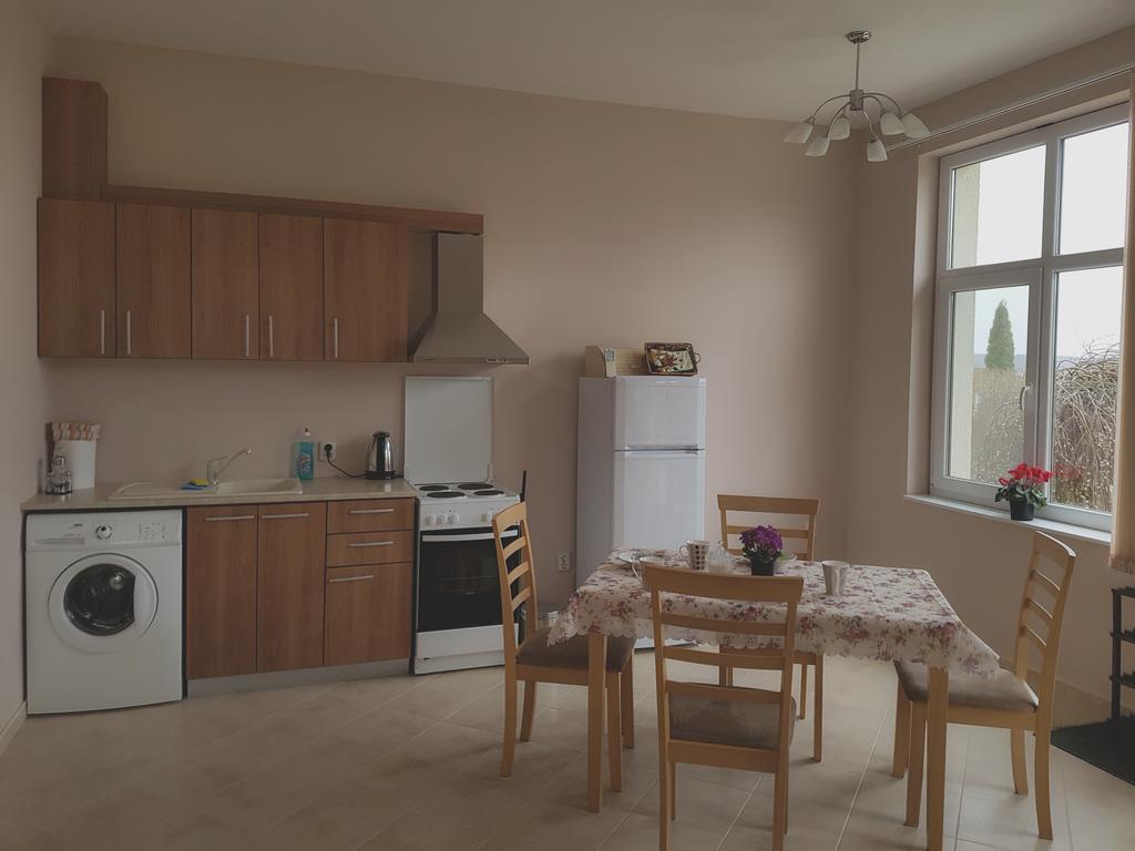 Villa Ketli Apartment Bliznatsi Экстерьер фото